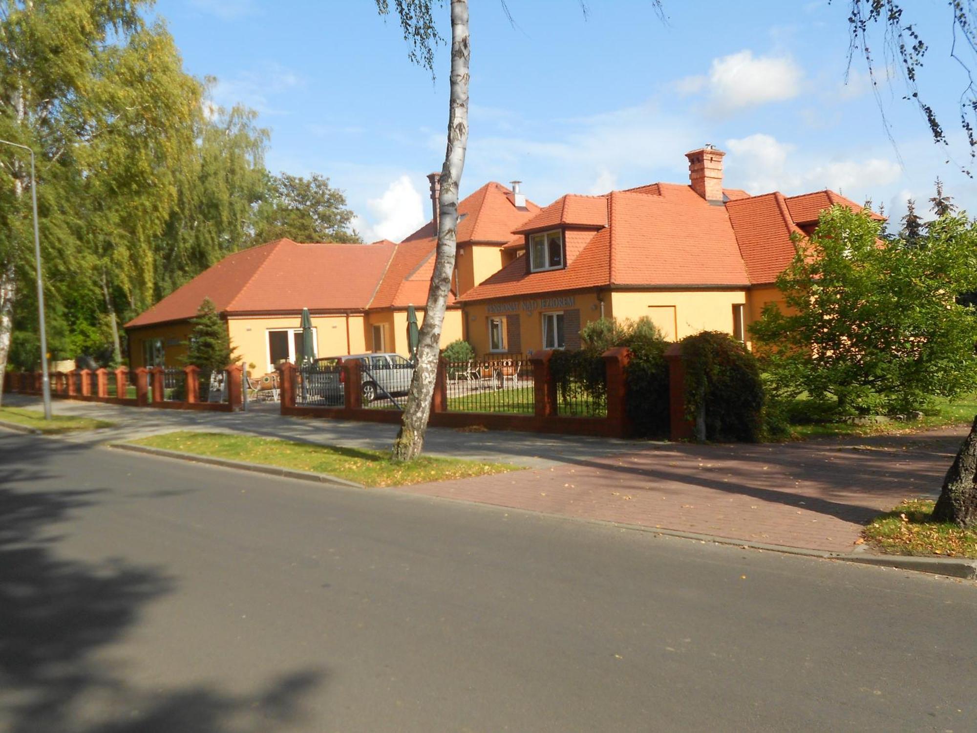 Hotel Pensjonat Nad Jeziorem Myślibórz Exteriér fotografie