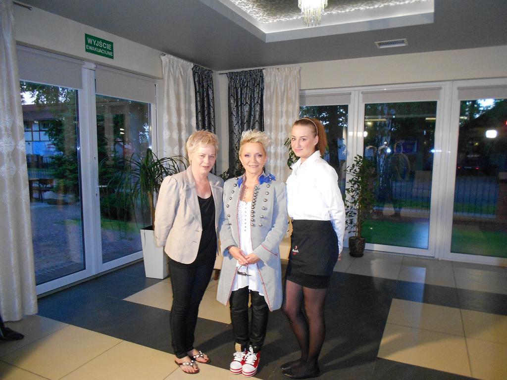 Hotel Pensjonat Nad Jeziorem Myślibórz Exteriér fotografie