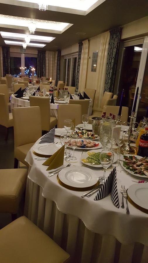 Hotel Pensjonat Nad Jeziorem Myślibórz Exteriér fotografie